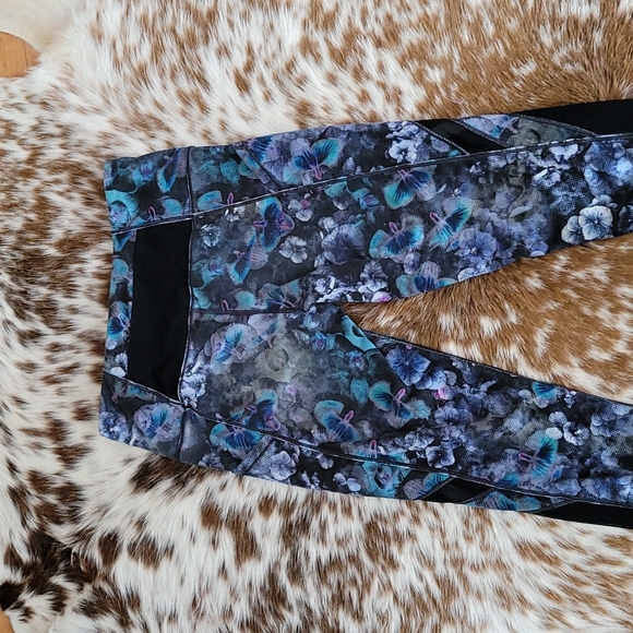 Ivivva tights - Picture 2 of 2